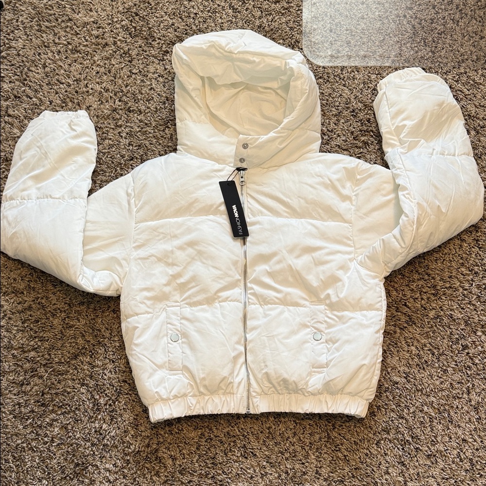 Fashion Nova White Puffer Jacket with Hood